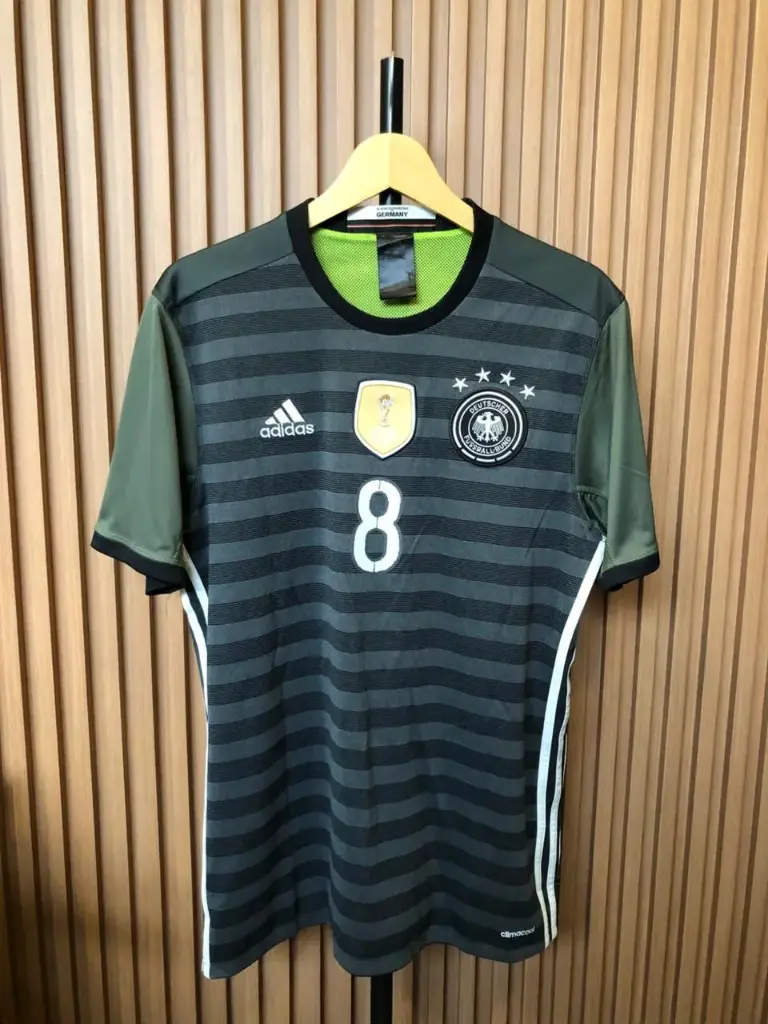 Germany Away Jersey 2016–2017 with No. 8 Mesut Özil