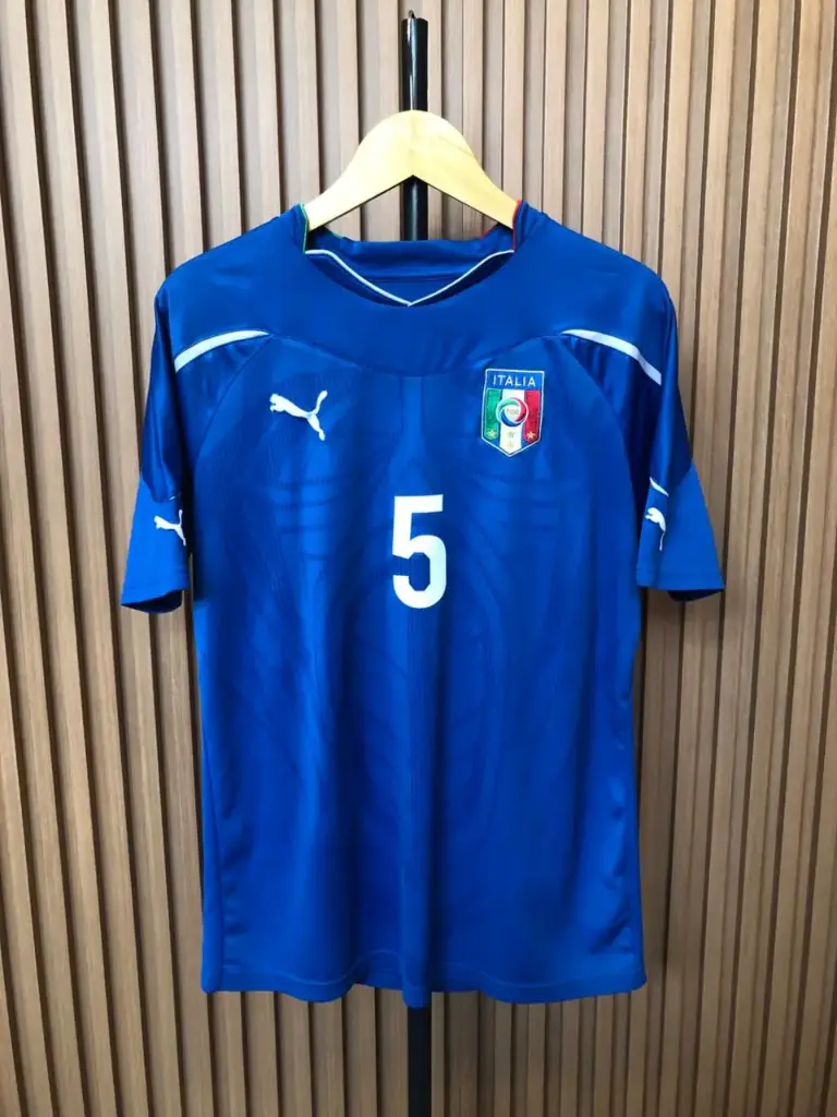 Italy Home Jersey 2010 with No. 5 Fabio Cannavaro