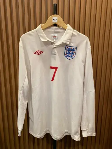England Home 2009/10 Long Sleeve - #7 David Beckham